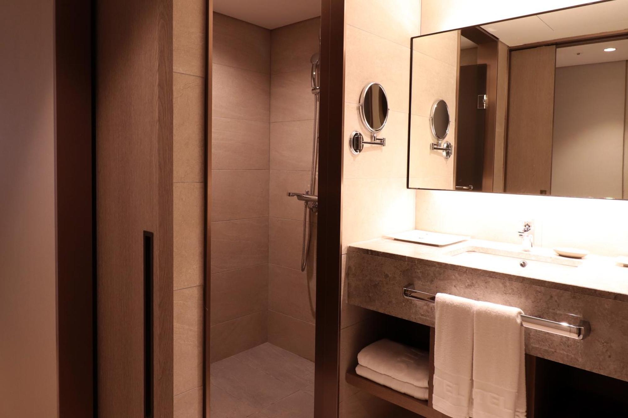 Hotel Pj Myeongdong Сеул Экстерьер фото
